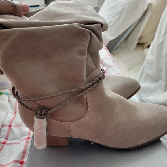 Torrid nwt 13w mid calf western boot - Picture 4 of 5